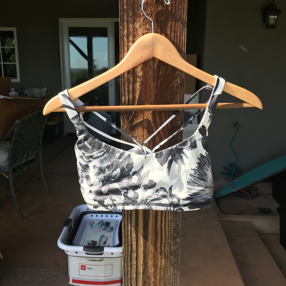 Lulu Lemon Sports Bra